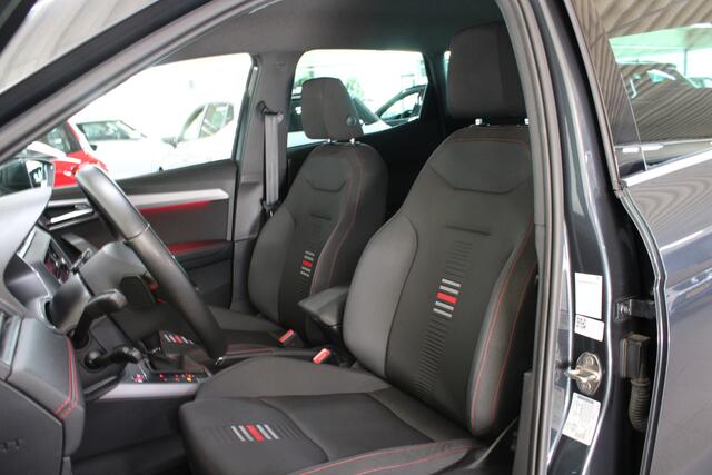 Seat Arona 1.0 TSI FR Business Intense / Keyless / Full led / Camera / Navi. / Beats /