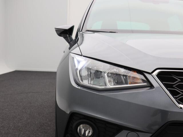 Seat Arona 1.0 TSi 115 Pk Fr Business Intense | Carplay | Cruise Control | Climate Control | Camera | Parkeersensoren | 17 Inch