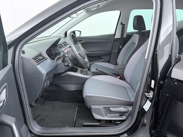 Seat Arona 115PK TSI Style Business Intense | AR Camera | Keyless | Adapt. Cruise | Navi | Clima | Park. sens V+A