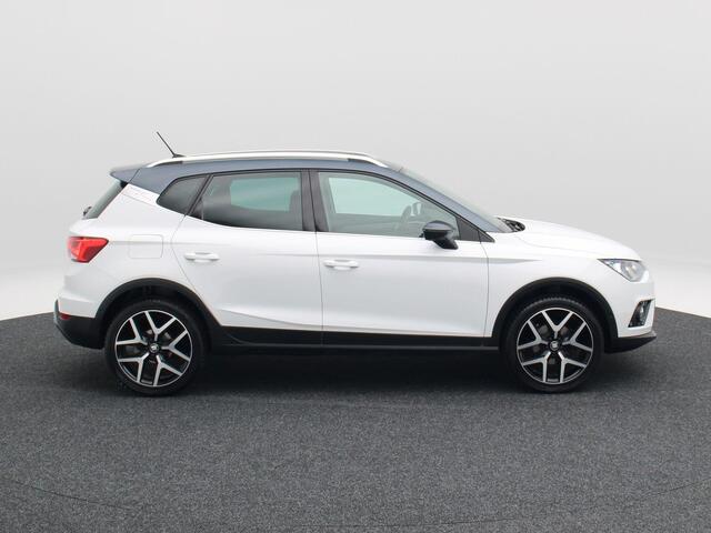 Seat Arona 1.0 TSi FR Business Intense | Trekhaak | Carplay | Keyless | Adaptive Cruise | Half Leder | 18 Inch