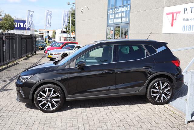 Seat Arona 1.0 EcoTSI FR carplay/Stoelverwarming/Achteruitrijcamera/Navigatie/Digitale teller/Keyless/Climate control/Parkeersensoren