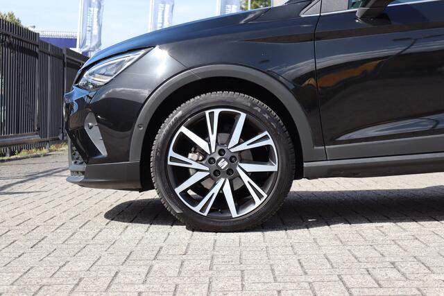 Seat Arona 1.0 EcoTSI FR carplay/Stoelverwarming/Achteruitrijcamera/Navigatie/Digitale teller/Keyless/Climate control/Parkeersensoren