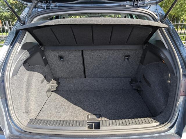 Seat Arona 1.0 95PK TSI Style Business | Carplay | PDC | LED | Climate Control | Cruise | Virtual Cockp.