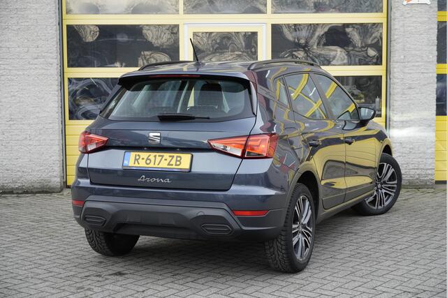 Seat Arona 1.0 TSI Style BJ2022 Lmv 17" | Led | Pdc | App-Connect | Climate control | Cruise control | Getint glas