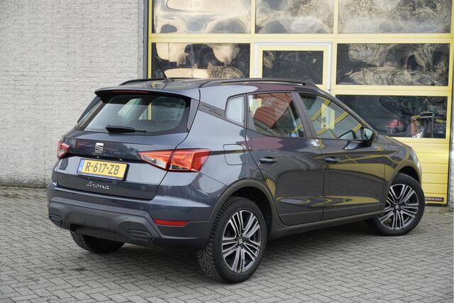 Seat Arona 1.0 TSI Style BJ2022 Lmv 17" | Led | Pdc | App-Connect | Climate control | Cruise control | Getint glas