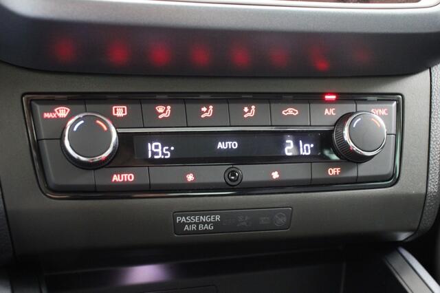 Seat Arona 1.0 TSI Style Business Intense - Carplay, Camera, Adapt. Cruise, Clima, Trekhaak