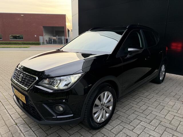 Seat Arona 1.0 TSI Style Business Intense 1 jaar Bovag garantie, camera, PDC, Carplay 4 seizoen banden, dealer onderhouden