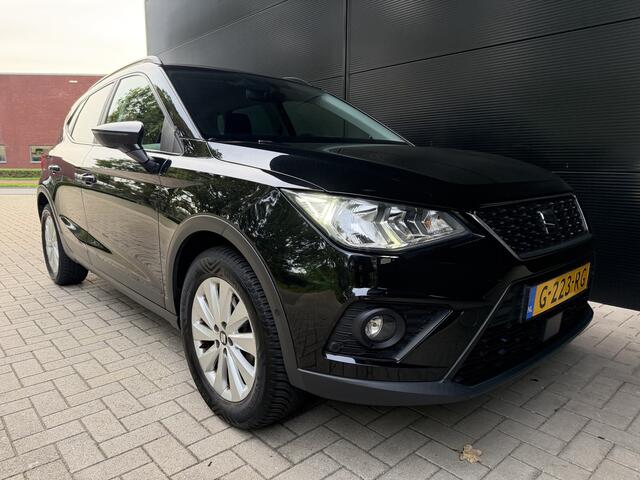 Seat Arona 1.0 TSI Style Business Intense 1 jaar Bovag garantie, camera, PDC, Carplay 4 seizoen banden, dealer onderhouden