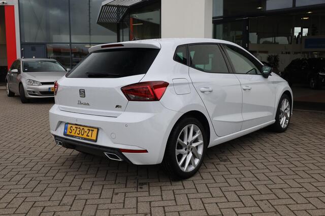 Seat IBIZA 1.0 EcoTSI FR Business Intense 95PK / 70kW, Achteruitrijcamera, parkeersensoren voor en achter, stoelverwarming, adaptieve cruise control (acc), volledig digitaal instrumentenpaneel, Apple Carplay / Android Auto, DAB+, inklapbare spiegels, 2-zone climatro
