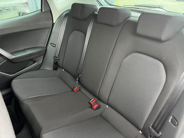 Seat IBIZA 1.0 EcoTSI Style Business Connect / 16'' lmv / stoelverwarming / parkeersensoren /