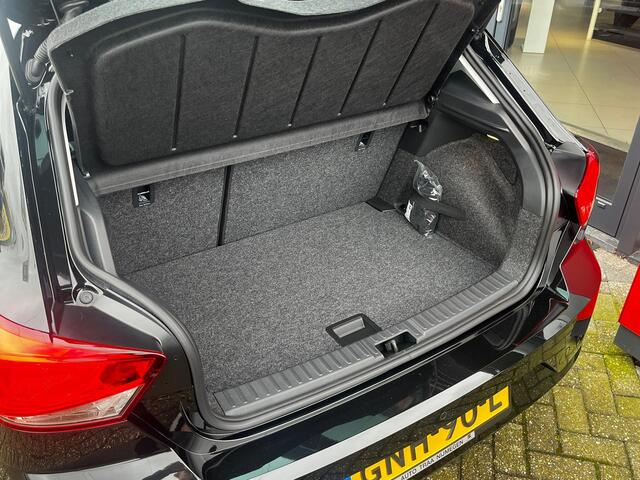 Seat IBIZA 1.0 EcoTSI Style Business Connect / Cruise control / Parkeersensoren / App connect /