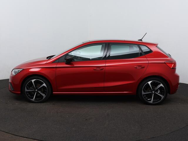 Seat IBIZA 1.0 EcoTSI FR Anniversary Pano, 18 Inch, Camera, Carplay
