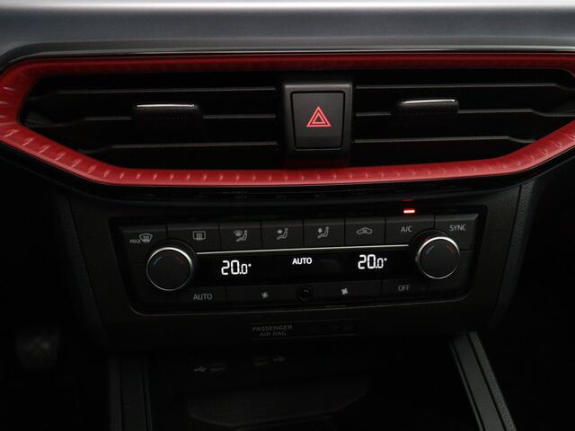 Seat IBIZA 1.0 EcoTSI FR Anniversary Pano, 18 Inch, Camera, Carplay