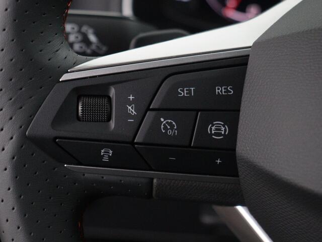 Seat IBIZA 1.0 EcoTSI FR Plus Connect ACC, Carplay, Navi, Stoelverwarming