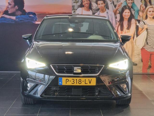 Seat IBIZA 1.0 EcoTSI FR Business Intense NAVIGATIE | ACHTERUITRIJCAMERA | PARKEERSENSOREN VOOR-EN ACHTER | STOELVERWARMING | 17" LICHTMETALEN VELGEN