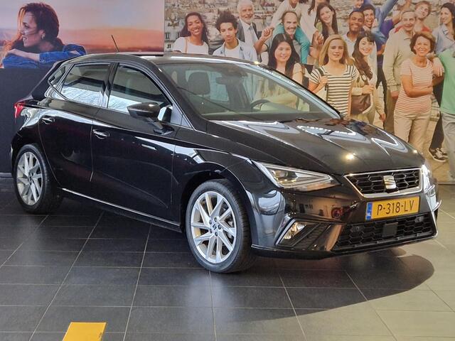 Seat IBIZA 1.0 EcoTSI FR Business Intense NAVIGATIE | ACHTERUITRIJCAMERA | PARKEERSENSOREN VOOR-EN ACHTER | STOELVERWARMING | 17" LICHTMETALEN VELGEN