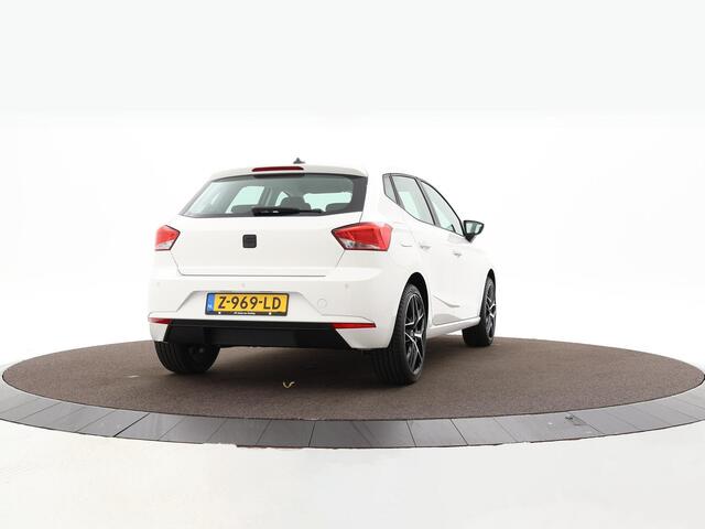 Seat IBIZA Style 1.0 TSI 95 pk Hatchback 5 deurs | Apple Carplay | Lichtmetalen velgen | Parkeersensoren |
