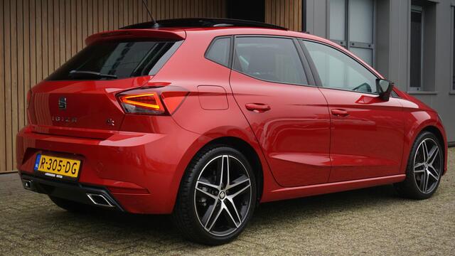 Seat IBIZA 1.0 TSI 116pk DSG FR Business Intense Pano.Dak Keyless A-Camera *Desire Red Metallic* Virtual Cockpit App-Connect *Complete Ibiza*