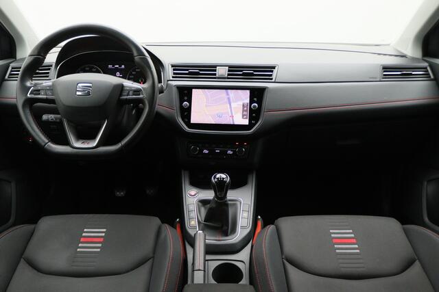 Seat IBIZA 1.0 TSI FR Business Intense LED, Camera, ACC, Apple CarPlay, Navigatie, Keyless, PDC, Trekhaak, 17''