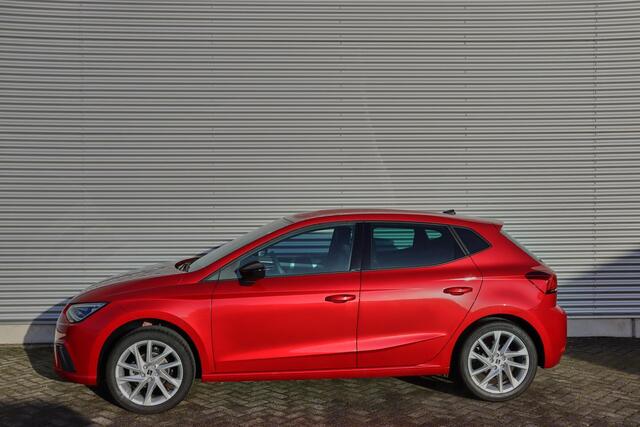 Seat IBIZA FR Business Connect 1.0 70 kW / 95 pk EcoTSI Hatch back 5 deurs 5 versn. Hand | Achteruitrijcamera | Adaptive cruise control | Stoelverwarming |