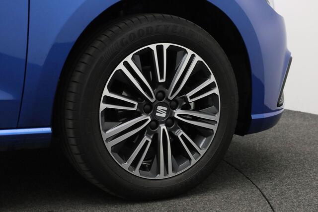 Seat IBIZA 1.0 EcoTSI 95 pk Style Business Connect | Cruise Control | Parkeersensoren achter | Virtual Cockpit | Apple Carplay / Android Auto