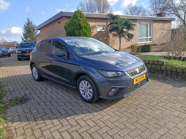 Seat IBIZA 1.0 MPI Style, Cruise, Navi via App Connect.