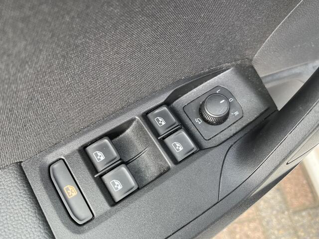 Seat IBIZA 1.5 TSI FR Business Intense / AUTOMAAT/ PANO/ 150 PK/ CAMERA/ PARK. SENSOREN/ DODE HOEK/ KEYLESS/ LED PLUS/ STOELVERWARM./ VIRTUAL COCKPIT/ ADAPT. CRUISE/ APP-CONNECT/ NAVI/ CLIMA/ DAB