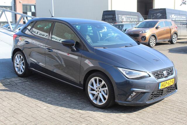Seat IBIZA 1.0 EcoTSI FR Business Connect Uniek!!/Lage kilometerstand!!/AUTOMAAT/Virtual cockpit/Sfeerverlichting/Climate control/Cruise control/LED koplampen/Apple carplay/Parkeersensoren/Lane assist/Keyless/Bluetooth/DAB/Sport interieur/Elektrische ramen/Elektrisc