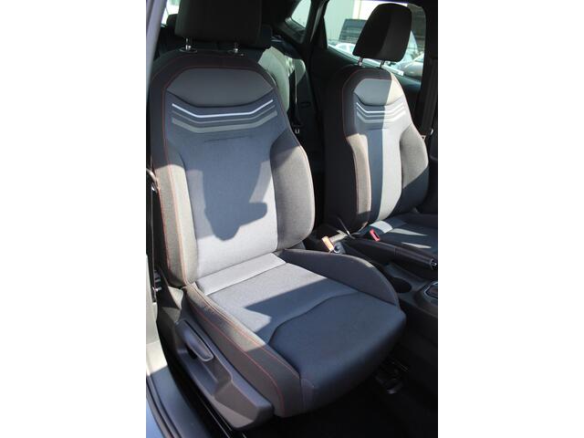 Seat IBIZA 1.0 EcoTSI FR Business Connect Uniek!!/Lage kilometerstand!!/AUTOMAAT/Virtual cockpit/Sfeerverlichting/Climate control/Cruise control/LED koplampen/Apple carplay/Parkeersensoren/Lane assist/Keyless/Bluetooth/DAB/Sport interieur/Elektrische ramen/Elektrisc
