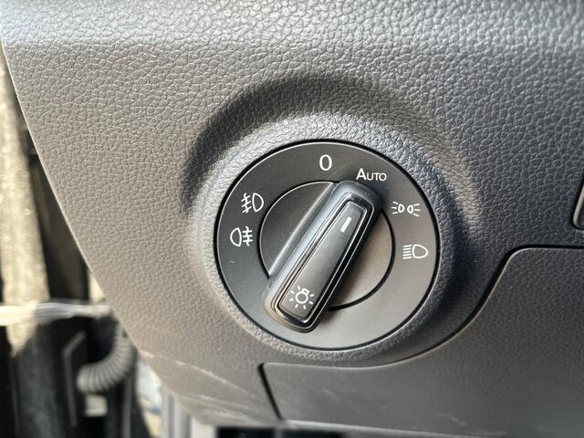 Seat IBIZA 1.0 TSI DSG FR Black Edition / AUTOMAAT/ BLACK EDITION/ KEYLESS/ 18" LMV/ FULL LED/ CRUISE/ DIGITAL DASH/ CLIMA/ PARK. SENSOREN + CAMERA/ RIJ-MODI/ FULL LINK/ NAVI/ DAB RADIO/ BLUETOOTH/ STOELVERWARMING