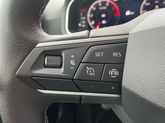 Seat IBIZA 1.0 EcoTSI Style Business Connect / Stoelverwarming / 16'' LMV / PDC voor + achter /