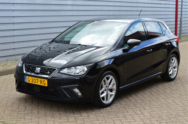 Seat IBIZA 1.0 TSI FR Business Intense O.a: PDC, Carplay, Clima, Navi, Cruise, Rijklaar, Etc. All-in prijs!