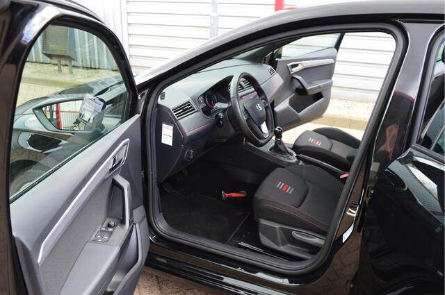 Seat IBIZA 1.0 TSI FR Business Intense O.a: PDC, Carplay, Clima, Navi, Cruise, Rijklaar, Etc. All-in prijs!