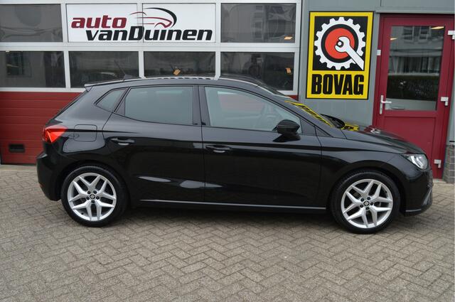 Seat IBIZA 1.0 TSI FR Business Intense O.a: PDC, Camera, Navi, Clima, Cruise, Rijklaar, Etc. All-in prijs!