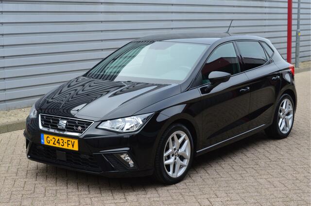 Seat IBIZA 1.0 TSI FR Business Intense O.a: PDC, Camera, Navi, Clima, Cruise, Rijklaar, Etc. All-in prijs!