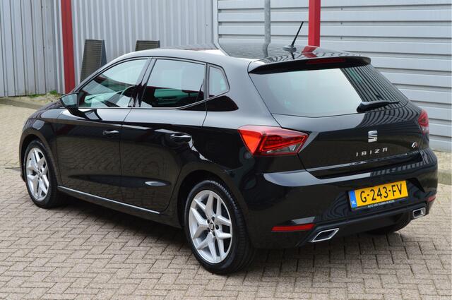 Seat IBIZA 1.0 TSI FR Business Intense O.a: PDC, Camera, Navi, Clima, Cruise, Rijklaar, Etc. All-in prijs!