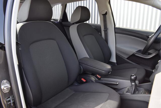 Seat IBIZA ST 1.0 EcoTSI Style Connect NAP, Cruise, Carplay, Navi, PDC