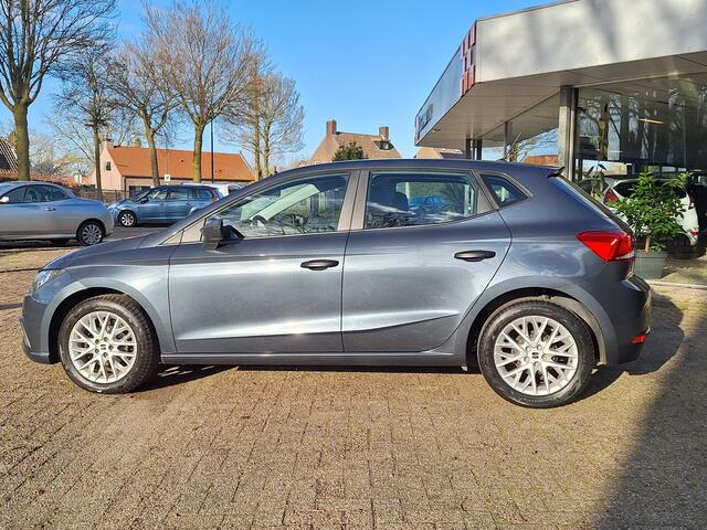 Seat IBIZA 1.0 MPI Reference Airco / Cruise Control / Speed limiter / Seizoenenbanden/ Audio