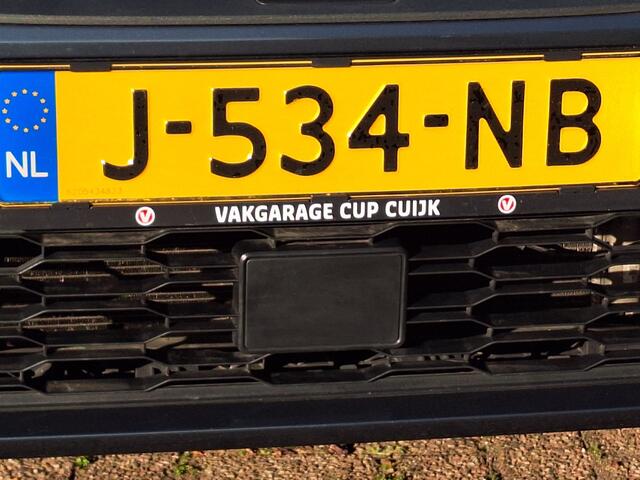 Seat IBIZA 1.0 MPI Reference Airco / Cruise Control / Speed limiter / Seizoenenbanden/ Audio