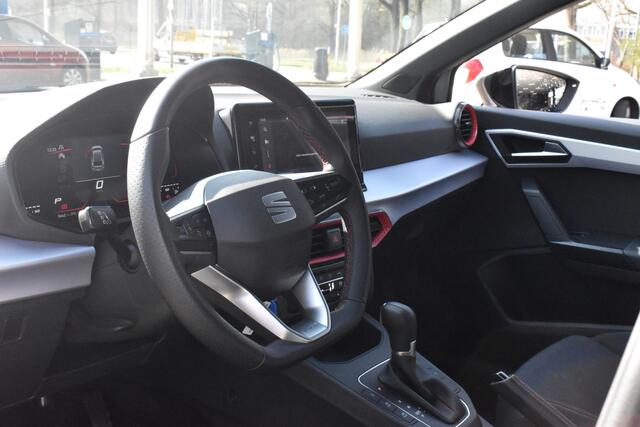 Seat IBIZA 1.0 EcoTSI FR Virtual Cockpit | Navigatie | Carplay | All-Seasons | 12 mnd BOVAG garantie Whatsapp 06-53188999