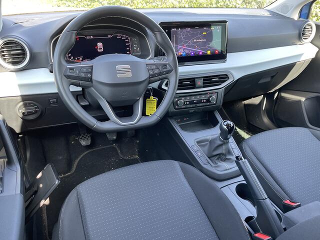 Seat IBIZA 1.0 EcoTSI 95pk Style Business Intense / Navigatie / Stoelverwarming / Parkeersensoren