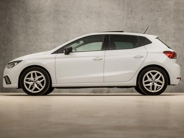 Seat IBIZA 1.0 TSI FR Sport (SCHUIFDAK, APPLE CARPLAY, GROOT NAVI, CLIMATE, CAMERA, SPORTSTOELEN, ADAPTIVE CRUISE, GETINT GLAS, MODE KNOP, PARKEERSENSOREN, NIEUWE APK, NIEUWSTAAT)