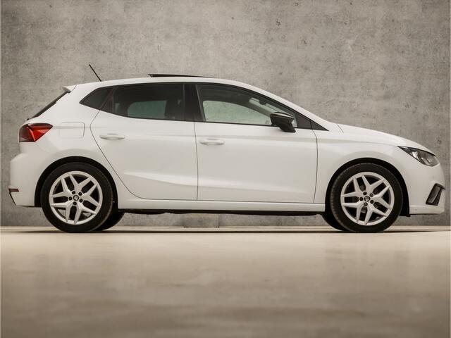 Seat IBIZA 1.0 TSI FR Sport (SCHUIFDAK, APPLE CARPLAY, GROOT NAVI, CLIMATE, CAMERA, SPORTSTOELEN, ADAPTIVE CRUISE, GETINT GLAS, MODE KNOP, PARKEERSENSOREN, NIEUWE APK, NIEUWSTAAT)