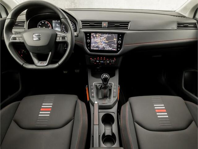 Seat IBIZA 1.0 TSI FR Sport (SCHUIFDAK, APPLE CARPLAY, GROOT NAVI, CLIMATE, CAMERA, SPORTSTOELEN, ADAPTIVE CRUISE, GETINT GLAS, MODE KNOP, PARKEERSENSOREN, NIEUWE APK, NIEUWSTAAT)