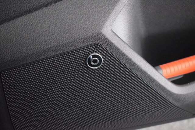 Seat IBIZA 1.0 TSI 95pk FR Business Intense Beats Virtual Cockpit Led Panoramadak Navigatie