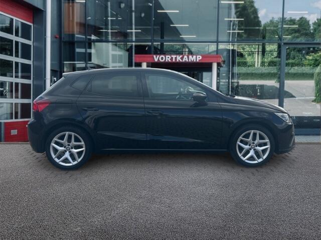 Seat IBIZA 1.0 TSI FR CAMERA/CRUISE/CARPLAY/NAVI/STOELVERW
