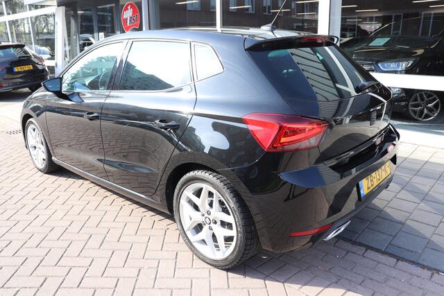 Seat IBIZA 1.0 TSI FR Business Intense. Navigatie