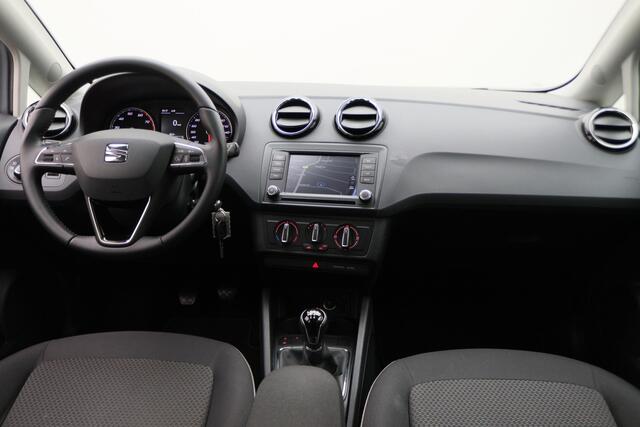 Seat IBIZA 1.0 EcoTSI Style Connect Navigatie, Apple Carplay, Cruise, PDC, Afn. Trekhaak, 16''