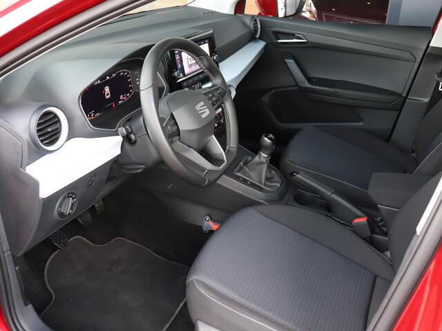 Seat IBIZA Style Business Connect 1.0 EcoTSI 95pk | Stoelverwarming | Cruise Control | Apple Carplay / Android Auto | Parkeersensoren |