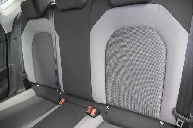 Seat IBIZA 1.0 TSI 5drs Style BJ2020 App-Connect | Climate control | Cruise control | Getint glas